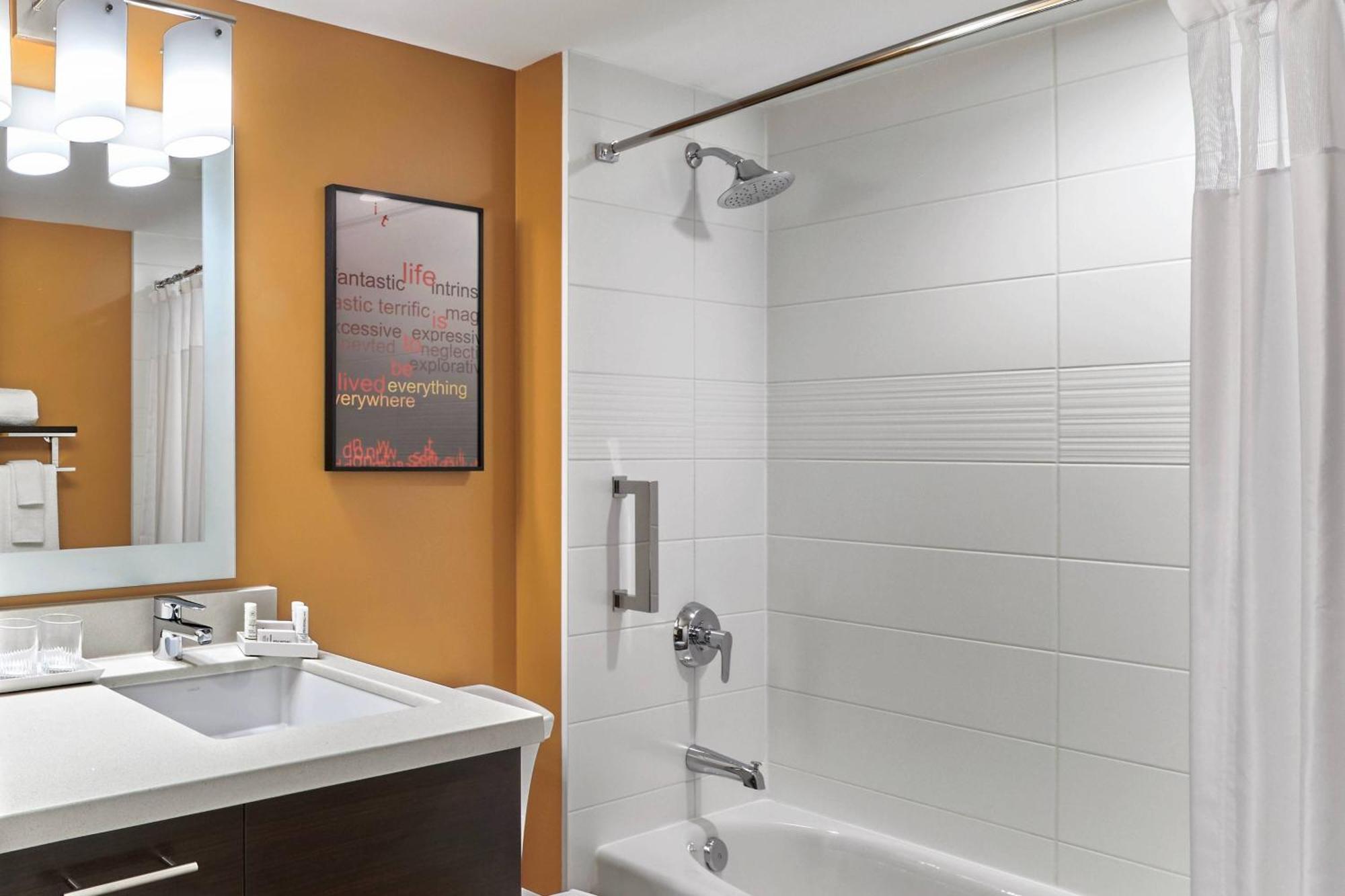 Towneplace Suites By Marriott Fort Mcmurray Zewnętrze zdjęcie